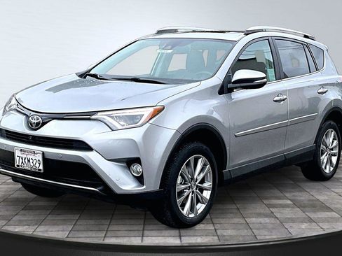 Used 2017 Toyota RAV4 Limited w/ Advanced Technology Package image 12
