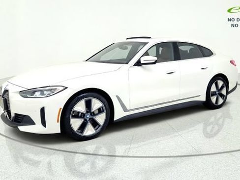 Used 2023 BMW i4 eDrive35 w/ Premium Package RWD image 4