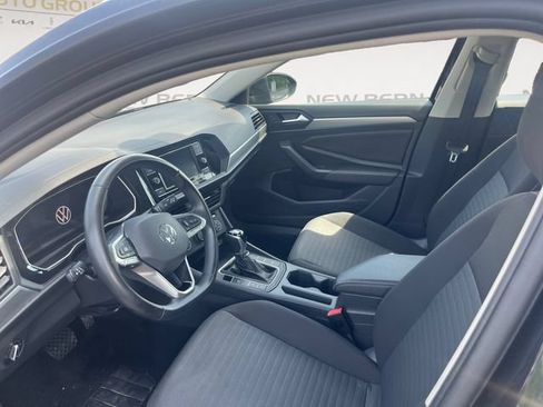 Used 2024 Volkswagen Jetta S FWD image 9