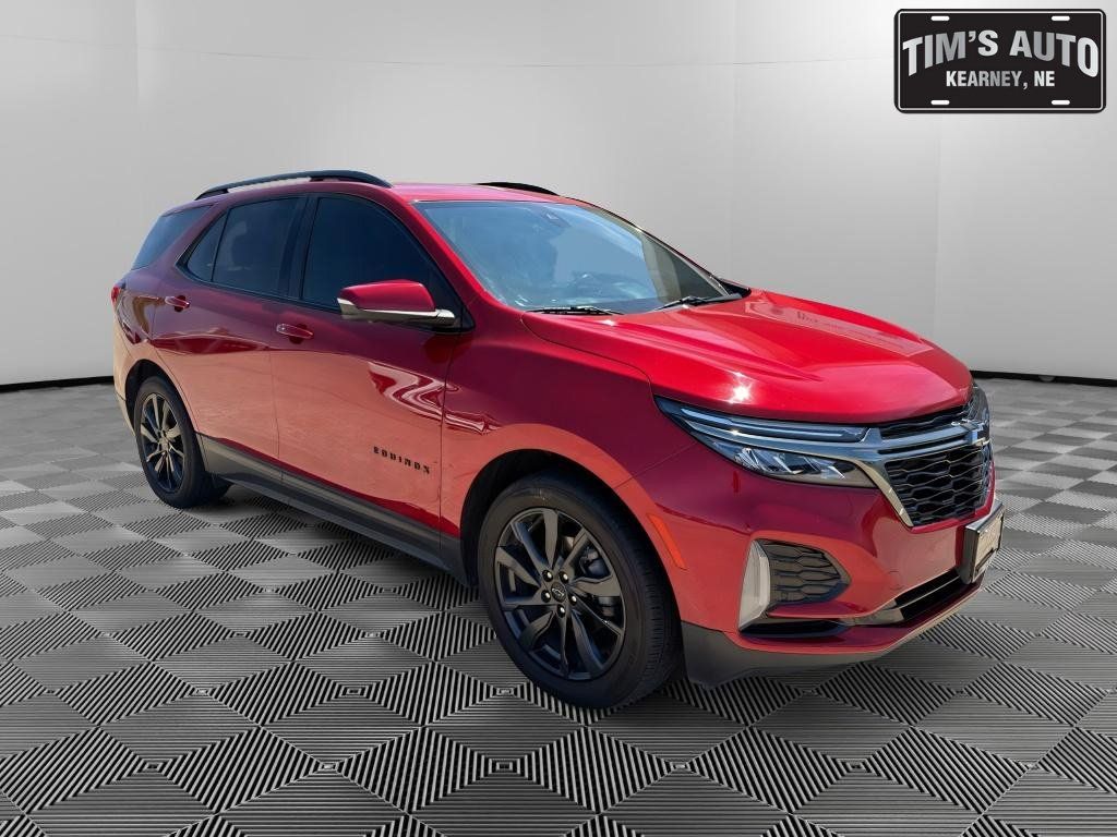 Used 2022 Chevrolet Equinox RS w/ RS Leather Package FWD image 1