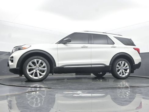 Used 2023 Ford Explorer Platinum w/ Technology Package AWD/4WD image 47