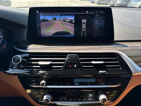 Used 2020 BMW 530i xDrive w/ Convenience Package AWD/4WD image 24