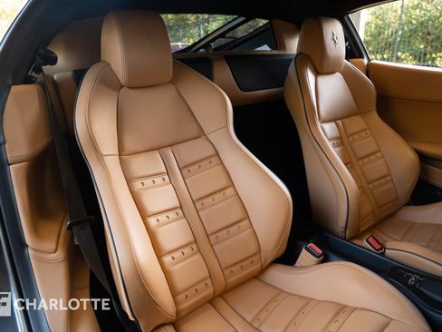 Used 2010 Ferrari 458 Italia Coupe image 31