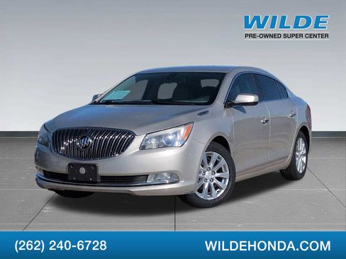 Used 2015 Buick LaCrosse image 1
