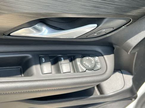 Used 2022 GMC Terrain SLE w/ Driver Convenience Package FWD image 30