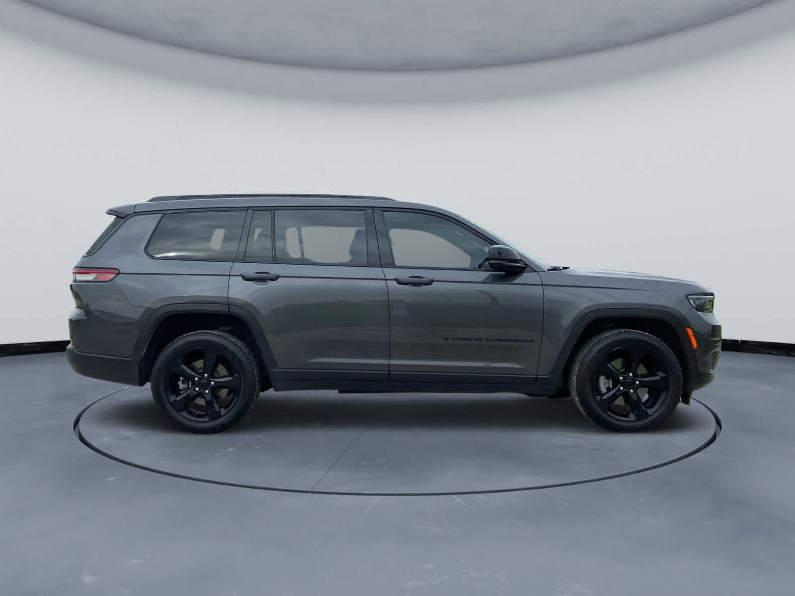 Used 2023 Jeep Grand Cherokee L Laredo AWD/4WD image 4