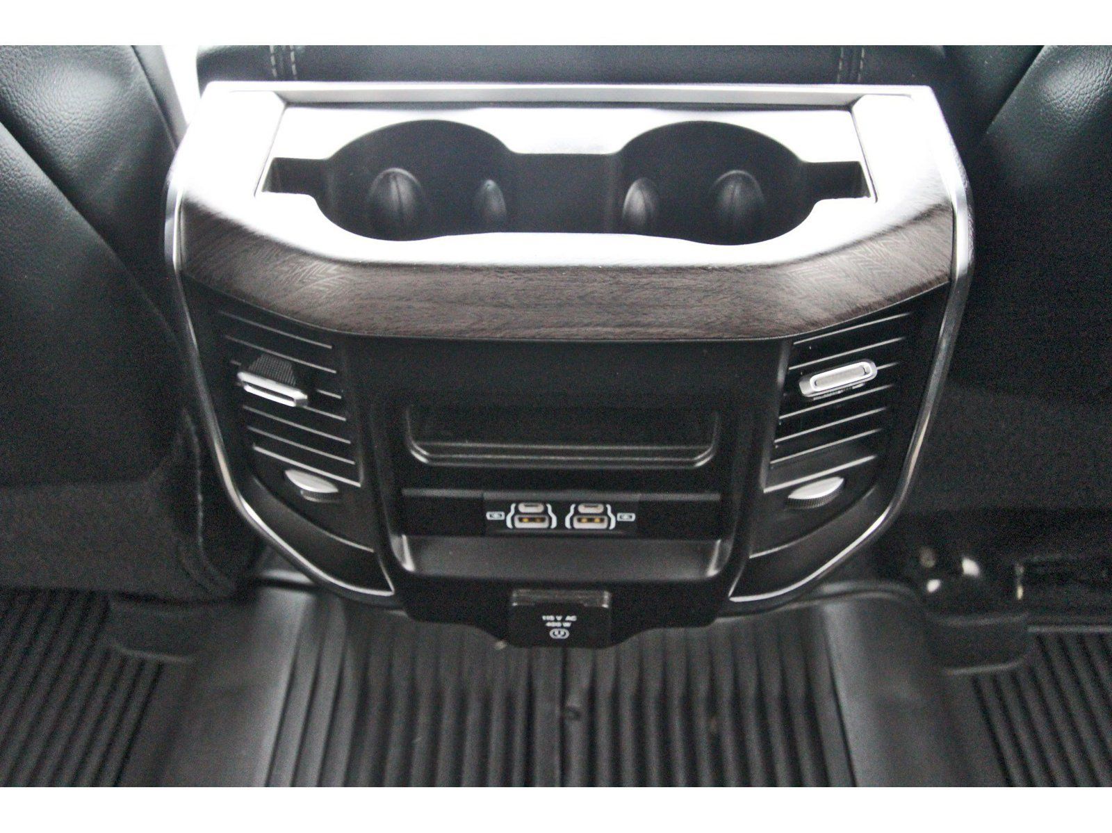 Used 2025 RAM 2500 Laramie w/ Sport Appearance Package AWD/4WD image 15