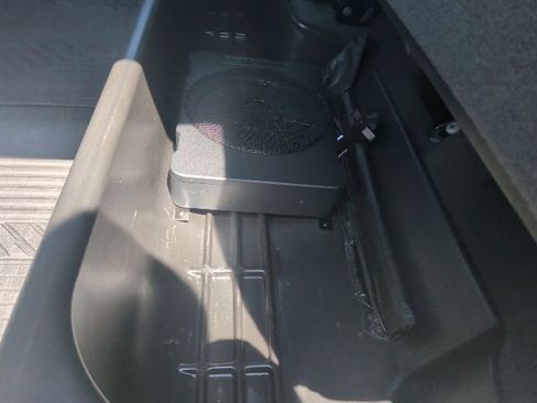 Used 2022 Chevrolet Silverado 1500 RST w/ Z71 Off-Road Package image 16