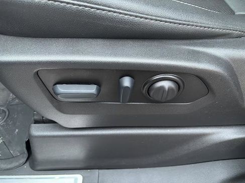 Used 2022 Chevrolet Silverado 2500 LTZ w/ LTZ Plus Package image 14