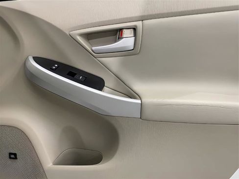 Used 2010 Toyota Prius Two image 15