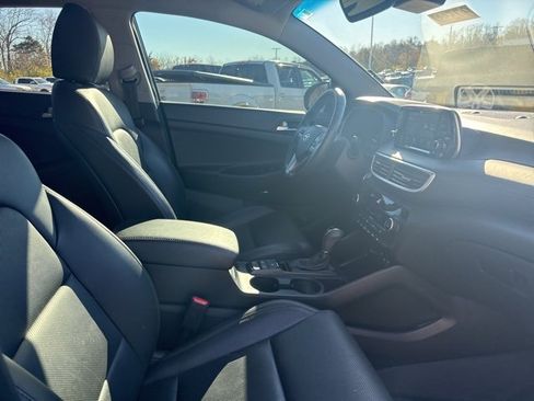 Used 2021 Hyundai Tucson Limited image 9