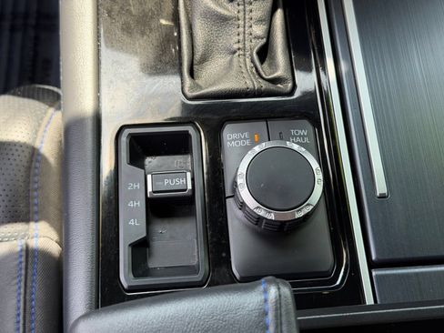Used 2023 Toyota Tundra Platinum AWD/4WD image 24