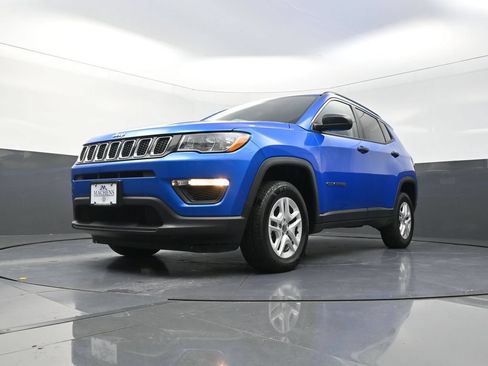 Used 2019 Jeep Compass Sport AWD/4WD image 25