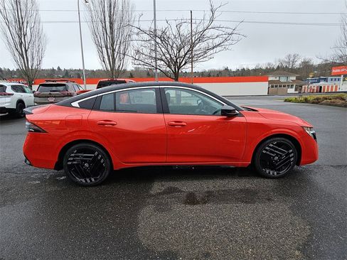 New 2026 Nissan Sentra SR image 4
