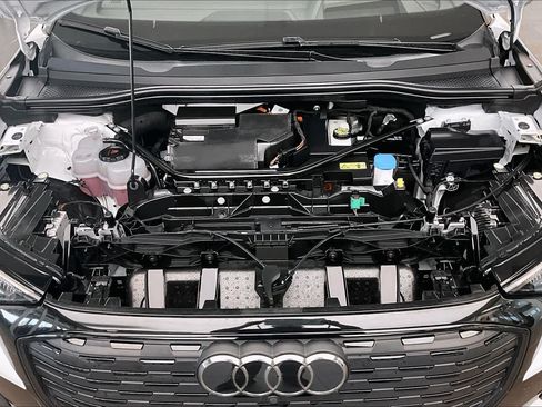 Used 2023 Audi Q4 e-tron Prestige w/ Black Optic Package AWD/4WD image 29