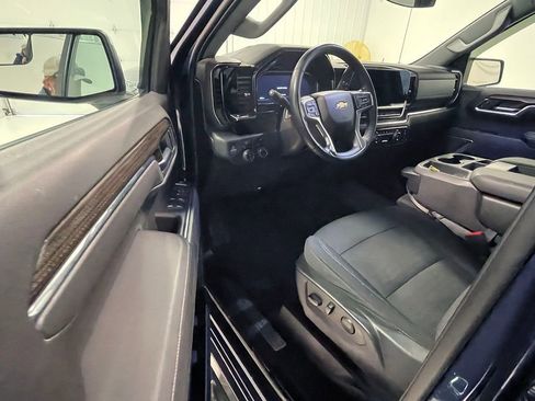 Used 2023 Chevrolet Silverado 1500 LT image 20