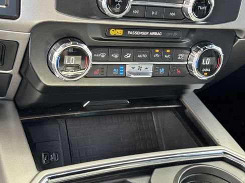 Used 2022 Ford F250 Lariat w/ Tremor Off-Road Package image 33