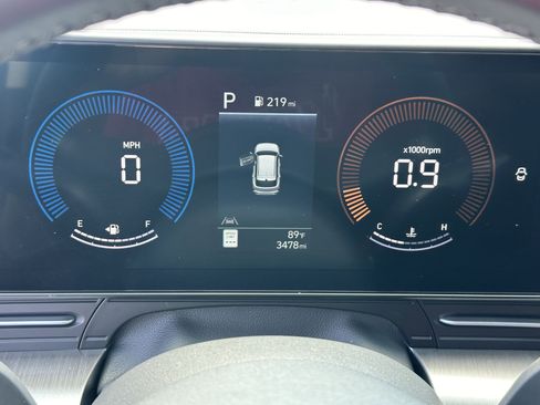 Used 2025 Hyundai Kona SEL image 27