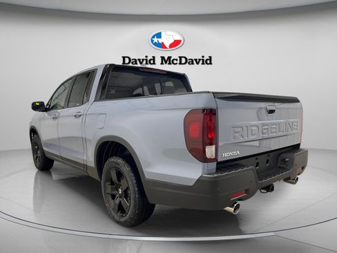 New 2026 Honda Ridgeline Black Edition image 4