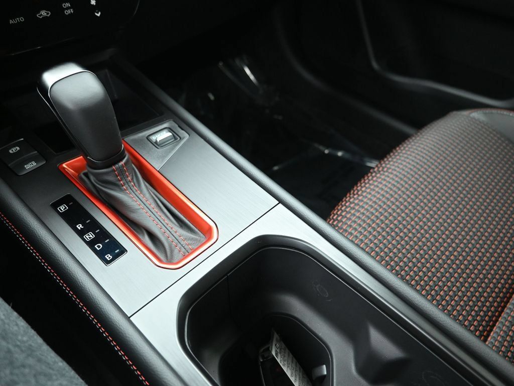 New 2026 Nissan Kicks SR FWD image 18