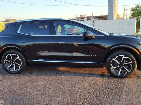 New 2024 Chevrolet Equinox EV LT image 9