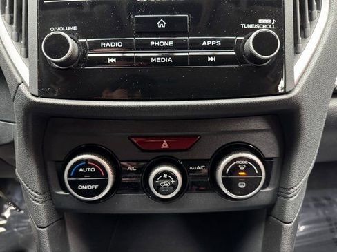 Used 2023 Subaru Crosstrek 2.0i image 18