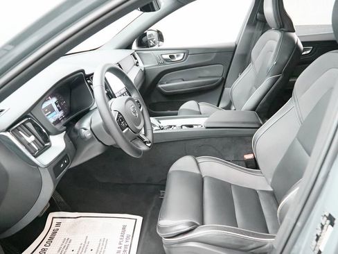 Certified 2024 Volvo XC60 T8 Ultimate w/ Protection Package Premier AWD/4WD image 20