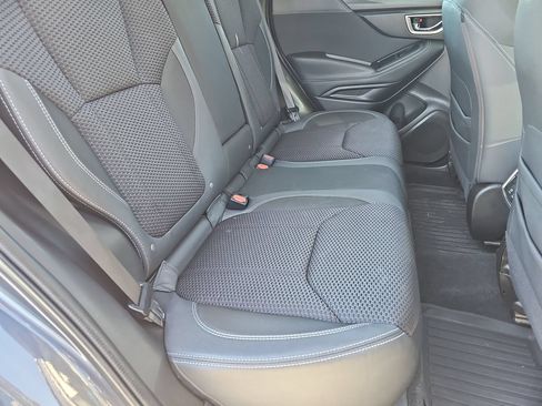 Certified 2021 Subaru Forester Premium AWD/4WD image 18