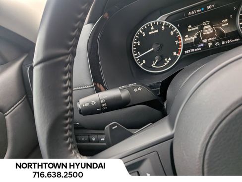 Used 2025 Nissan Pathfinder SV image 28