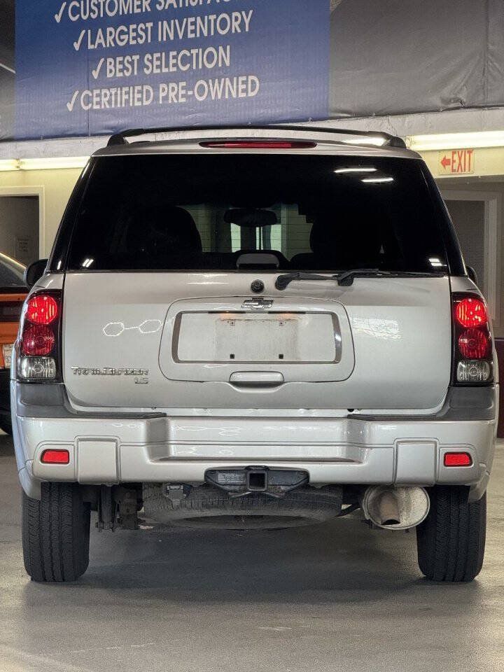 Used 2005 Chevrolet TrailBlazer LS AWD/4WD image 14
