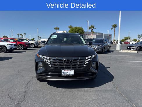 Used 2022 Hyundai Tucson Limited AWD/4WD image 2