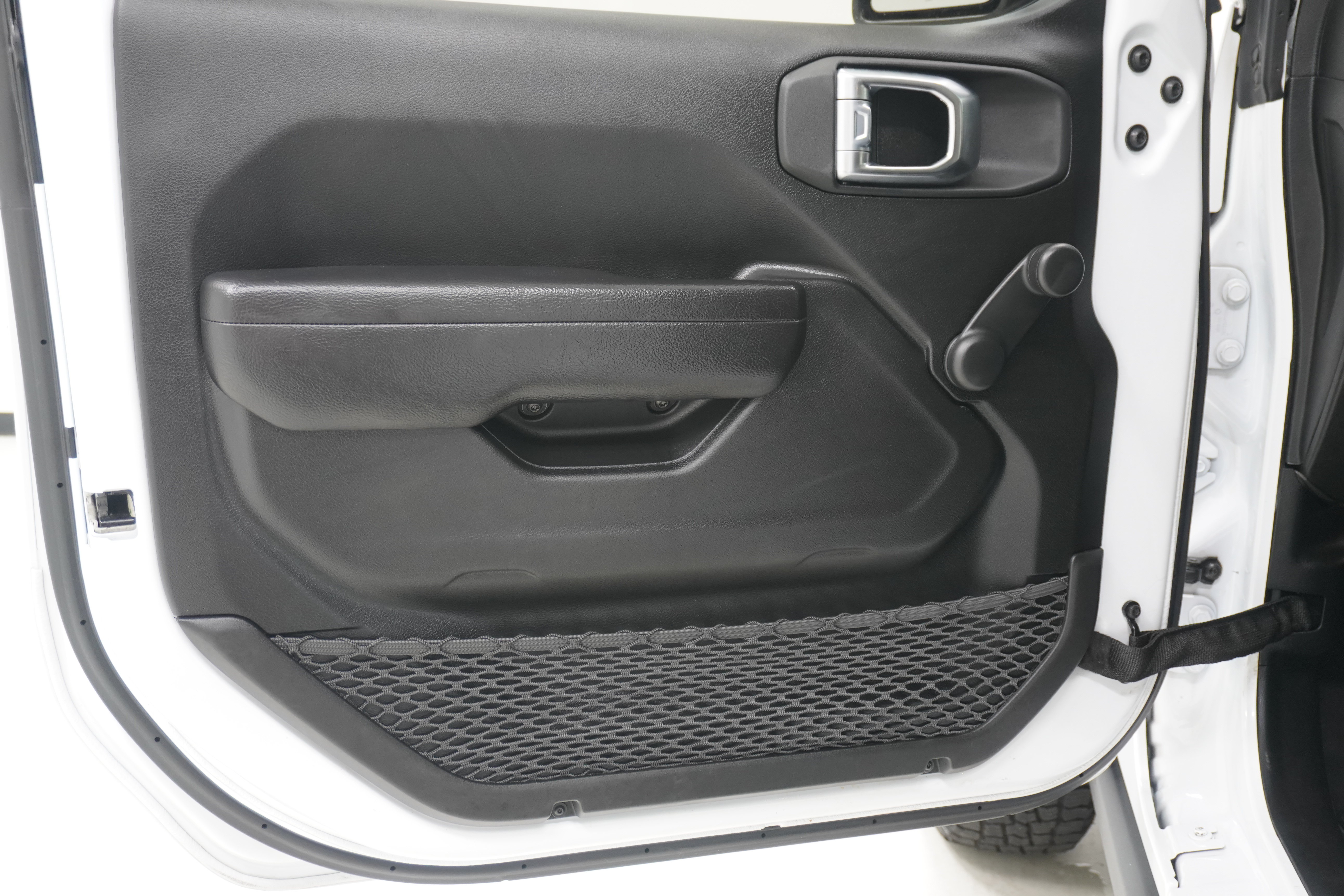 Used 2024 Jeep Wrangler Unlimited Sport AWD/4WD image 16