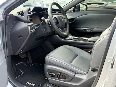 Used 2025 Lexus RZ 300e w/ Accessory Package (Z1) FWD image 13