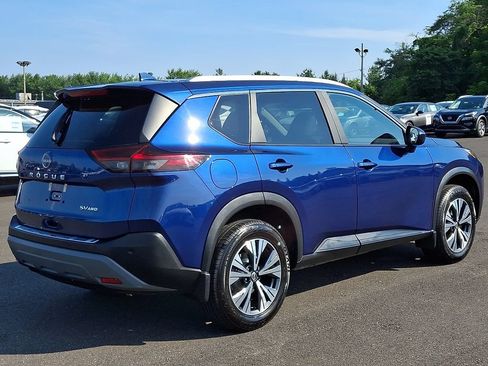 Certified 2023 Nissan Rogue SV w/ SV Premium B Package AWD/4WD image 7