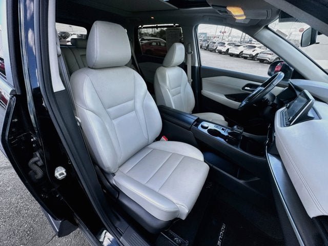Used 2024 Nissan Rogue SV w/ SV Premium Package AWD/4WD image 24