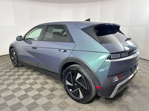 Used 2025 Hyundai Ioniq 5 SE image 5