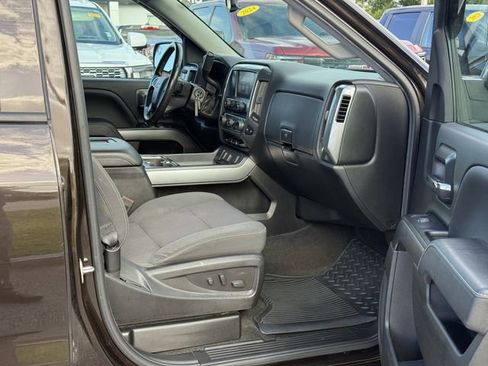 Used 2018 Chevrolet Silverado 1500 LT w/ All Star Edition image 15