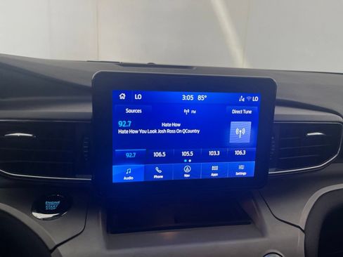 Used 2023 Ford Explorer XLT w/ Equipment Group 202A AWD/4WD image 66