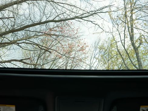 Used 2009 Dodge Challenger SRT8 RWD image 23