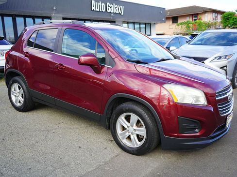 Used 2016 Chevrolet Trax LT w/ LT Convenience Package FWD image 3