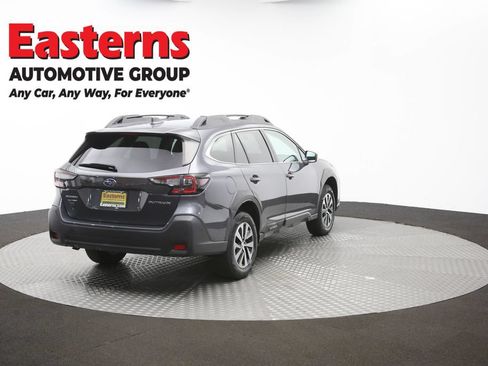 Used 2023 Subaru Outback Premium AWD/4WD image 38