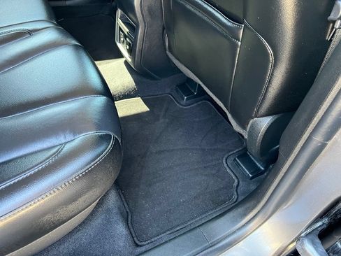 Used 2021 Ford Edge Titanium AWD/4WD image 16