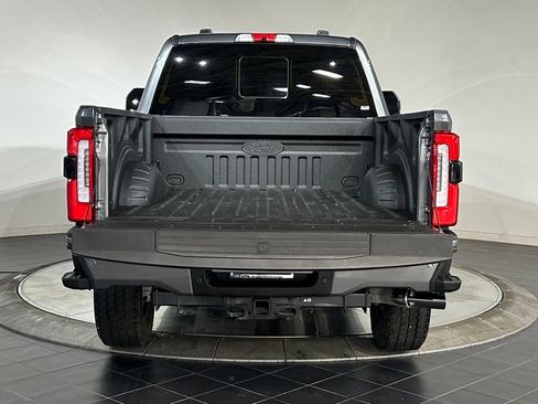 Used 2026 Ford F250 Platinum w/ FX4 Off-Road Package AWD/4WD image 39