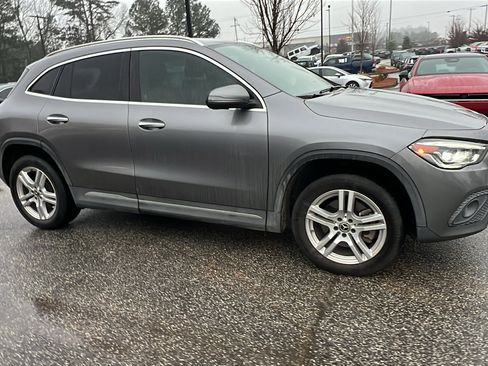 Used 2021 Mercedes-Benz GLA 250 4MATIC image 7