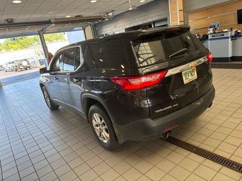 Used 2019 Chevrolet Traverse LS w/ LPO, Floor Liner Package AWD/4WD image 5