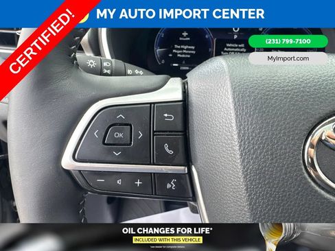 Certified 2025 Toyota Highlander Limited AWD/4WD image 17