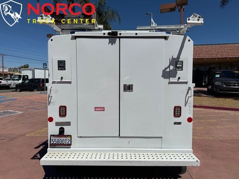 Used 2019 Ford Transit 350 138 w/ Interior Upgrade Package image 11