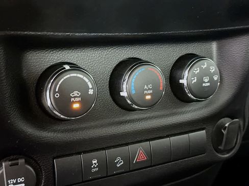 Used 2016 Jeep Wrangler Unlimited Sport w/ Max Tow Package AWD/4WD image 17