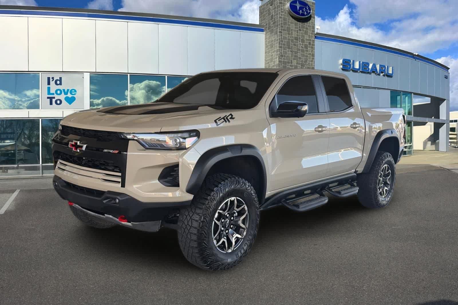 Used 2024 Chevrolet Colorado ZR2 w/ Technology Package AWD/4WD image 1
