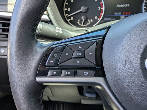 Used 2023 Nissan Altima 2.5 SL FWD image 24